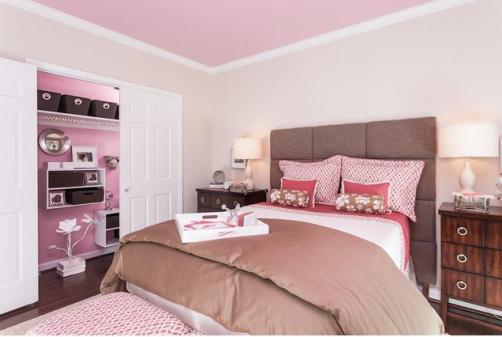 Sơn phòng ngủ màu hồng nhạt – Hạnh phúc vun đầy